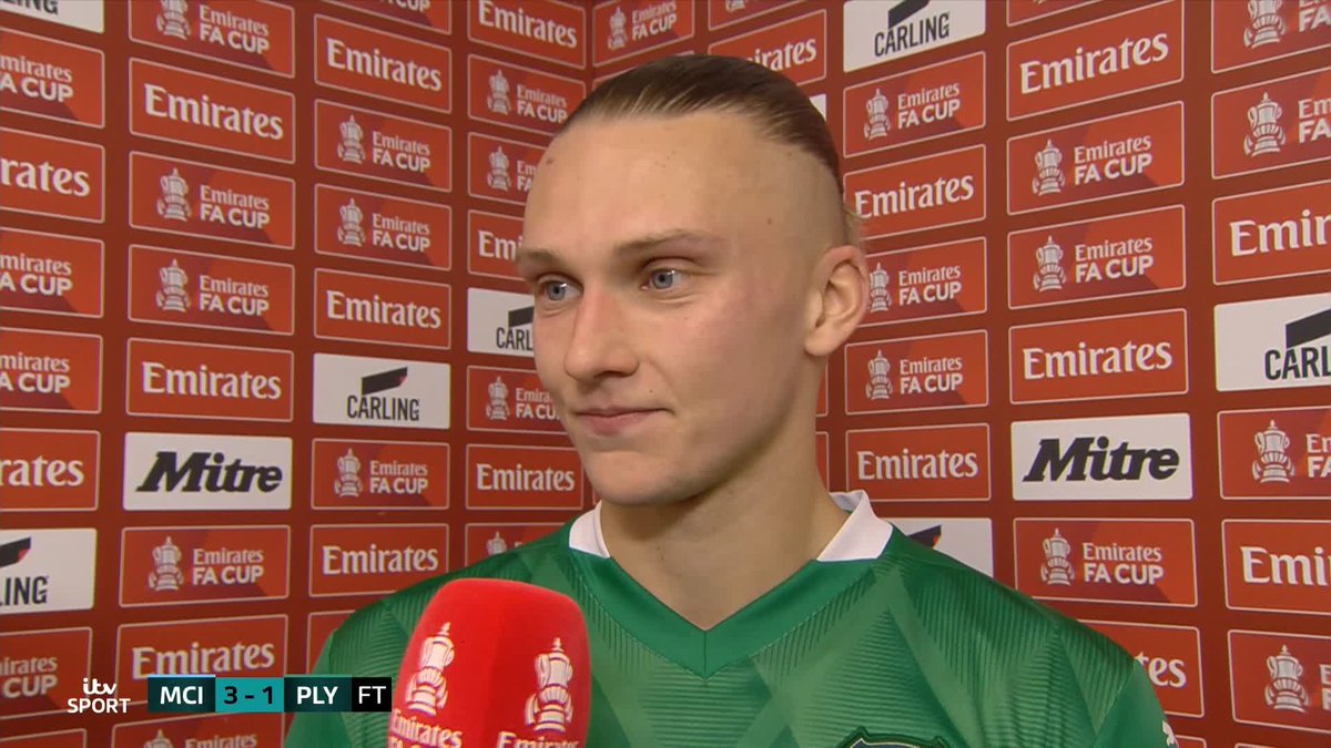 Maksym Talovierov hasn't seen his father for three and a half years because of the war in Ukraine but he still finds the time to send his son information on opposition strikers to help his game 🥹 #ITVFootball | #EmiratesFACup | 🎙️ Gabriel Clarke