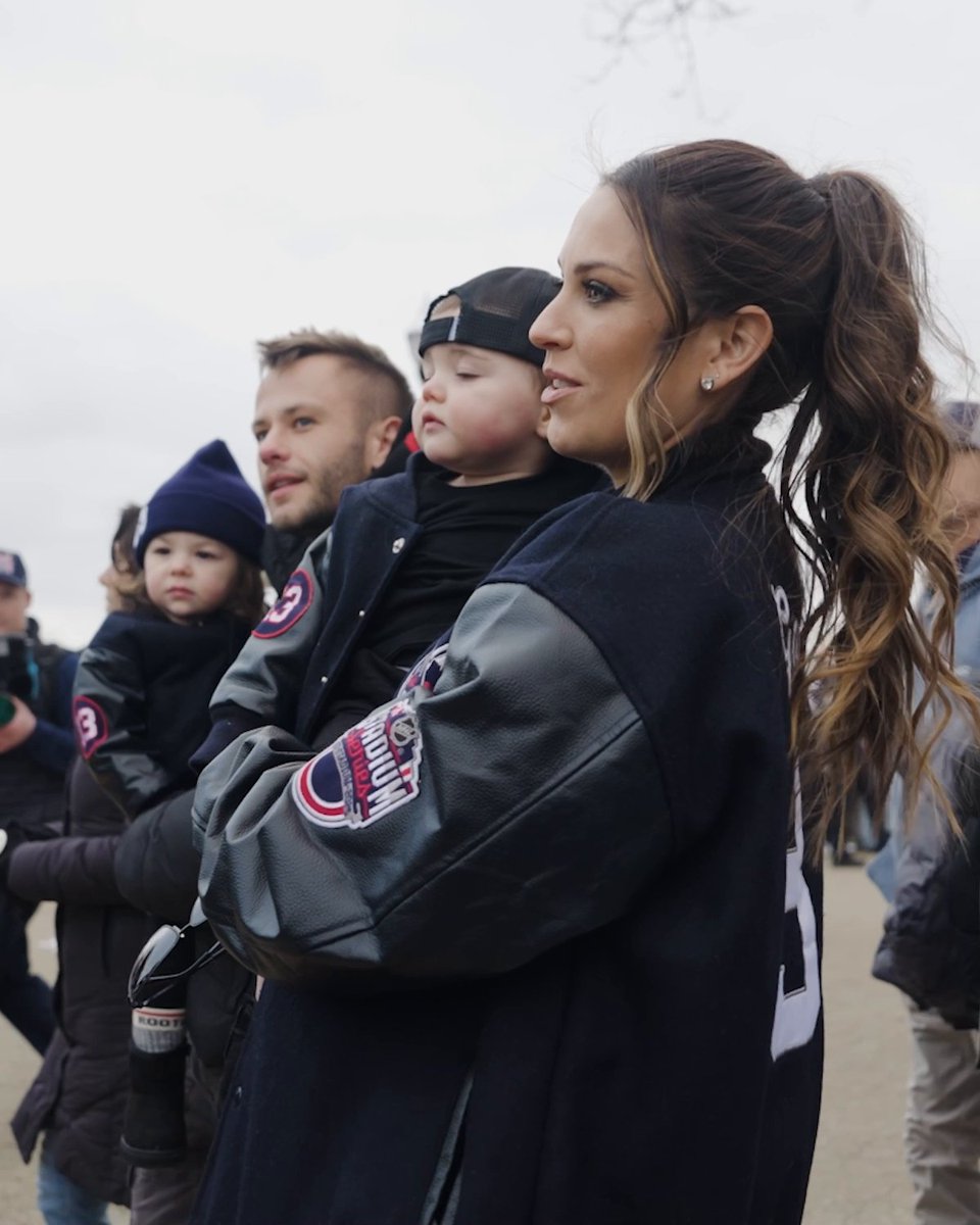 Meredith Gaudreau and the family got to play a special part in the Columbus Blue Jackets arrival to Ohio Stadium ❤️ 📺: 2025 Navy Federal Credit Union NHL #StadiumSeries TODAY at 6p ET on ESPN, FX (Canada), and TVA Sports
