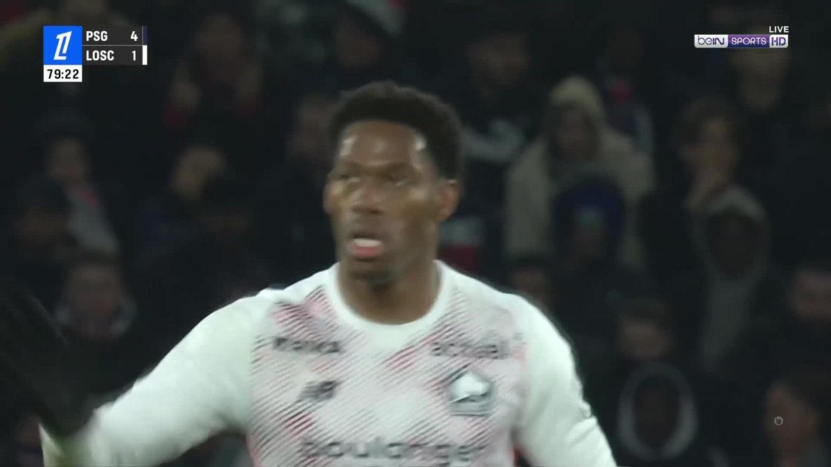 Jonathan David goal! 🤩 With David on the bench, Lille were 4-0 down to PSG at half-time 😳 The 🇨🇦 star took just 17 minutes on the pitch to grab a goal back. That’s 21 for the season now for the #CanMNT man 🔥 #LOSC | #PSGLOSC
