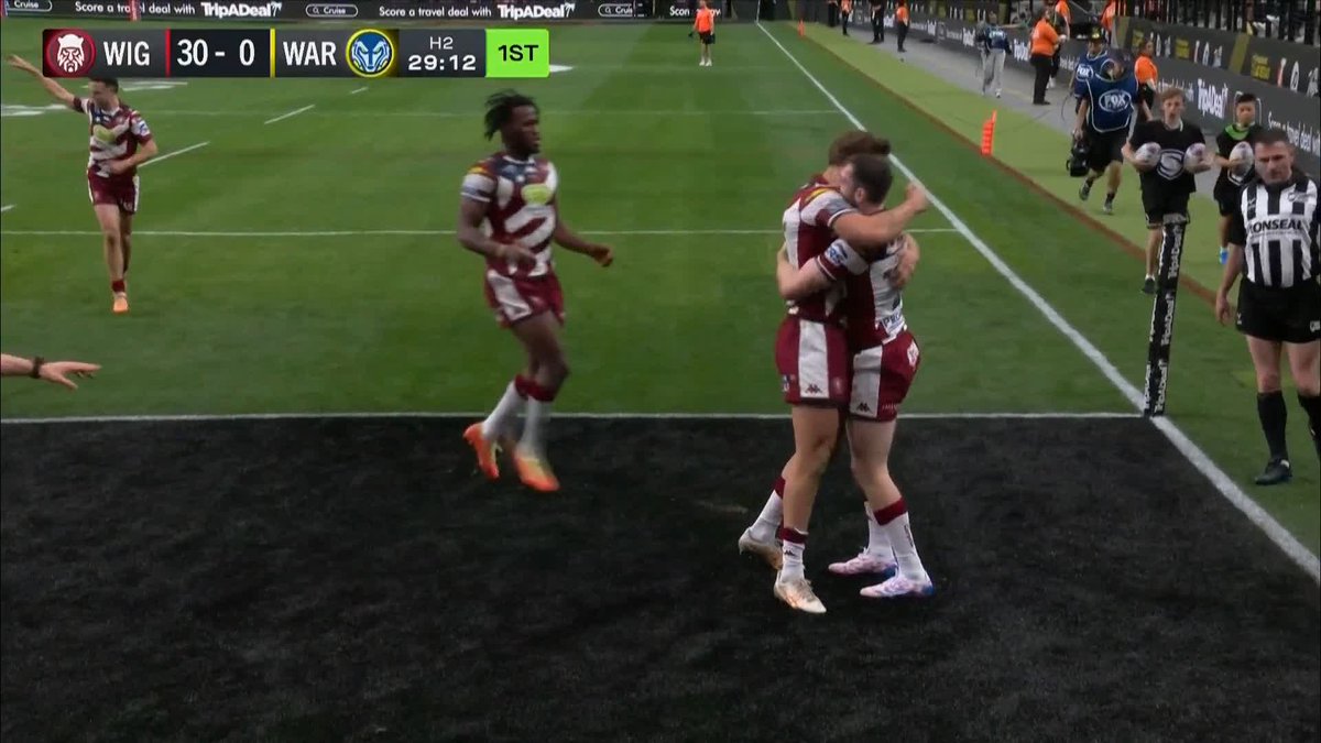 Wigan showing the world why we love this game ❤️