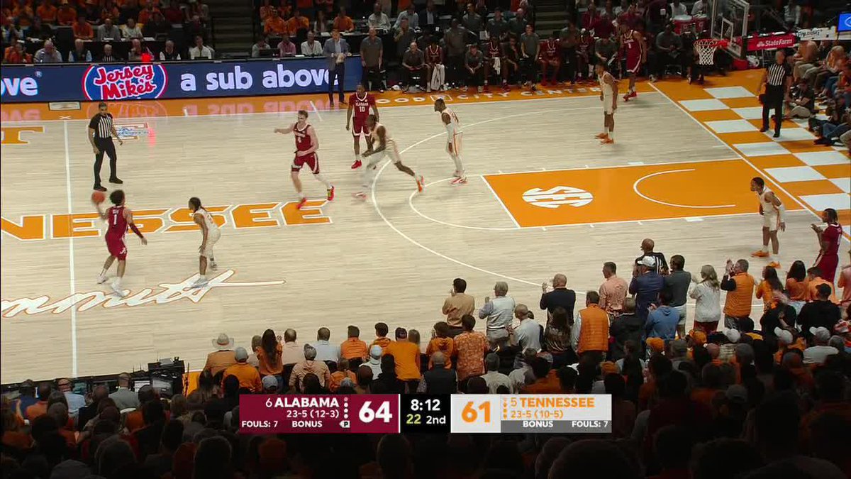 "WE GET PAID FOR THIS? ARE YOU SERIOUS?" Dick Vitale lovin' the energy 🔥