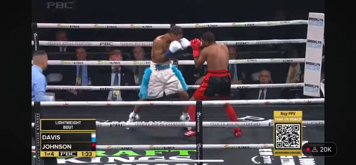 Scooter Davis with the FIRST ROUND STOPPAGE‼️😳