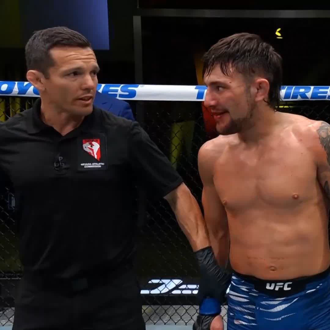 🏆 ¡OFICIAL! Por decisión dividida, 🇲🇦 Nasrat Haqparast se lleva la victoria! #UFCVegas103