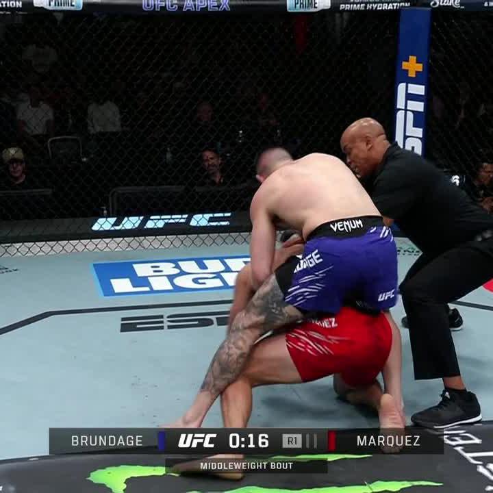 CODY BRUNDAGE GETS THE FINISH IN ROUND 1 🔥 #UFCVEGAS103