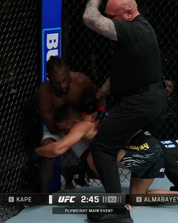 MANEL KAPE MAKES A STATEMENT WITH A FINISH AT #UFCVEGAS103 👏