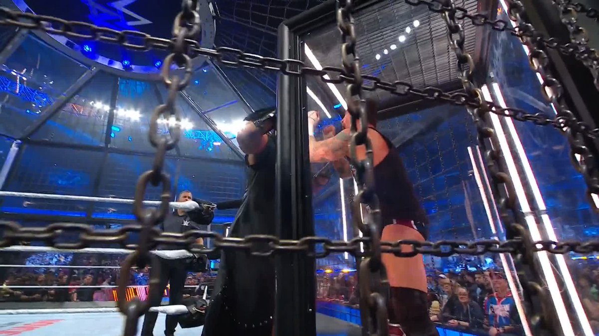 from one steel structure to another ⛓️ #WWEChamber