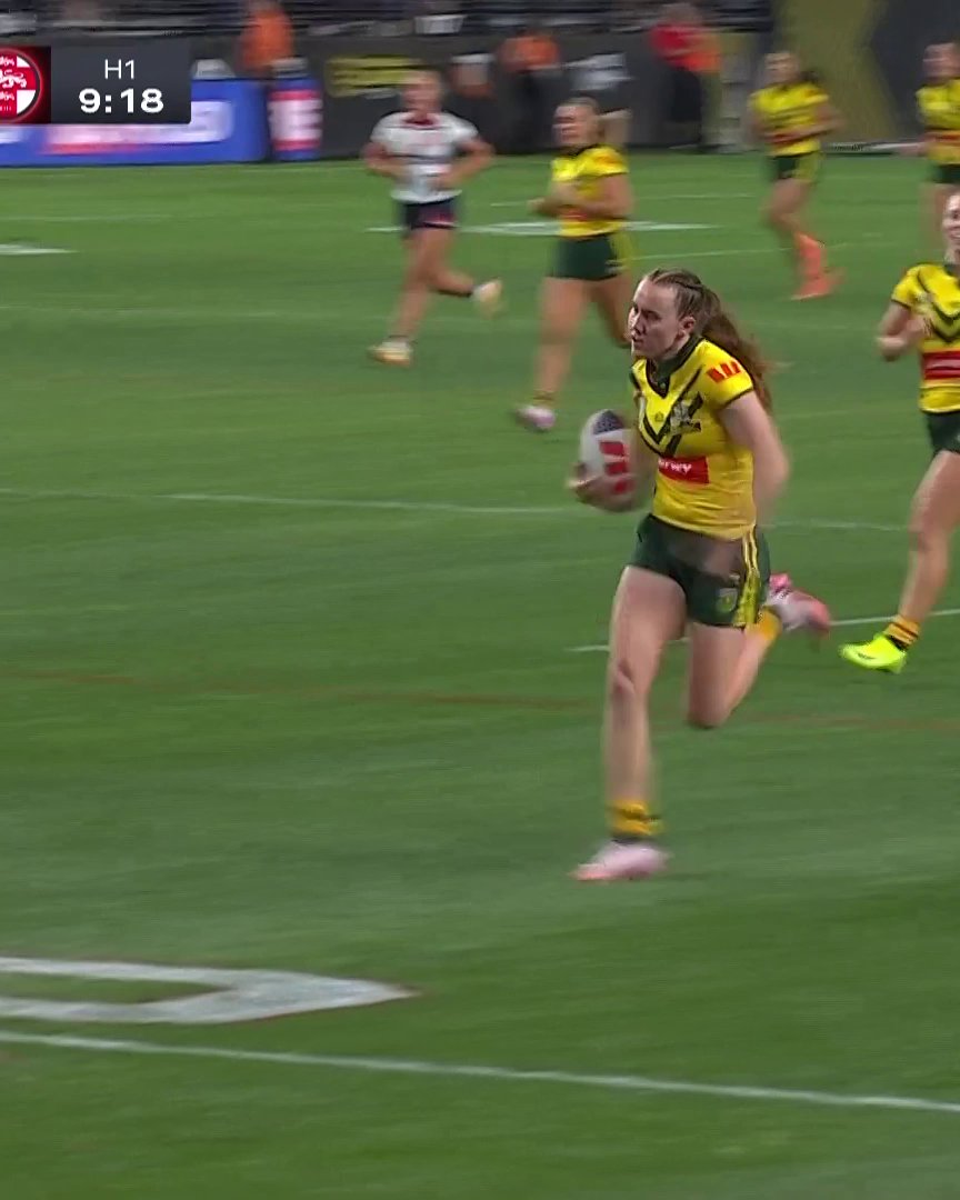This Robinson x Upton combo is deadly! 🔥 #NRLVegas