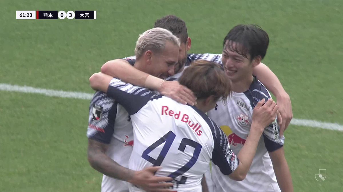 スーパーフジイが止まらない! 大宮のエースが本日2ゴール!! 3試合で4ゴール⚽️⚽️⚽️⚽️ 🎦 ゴール動画 🏆 明治安田J2リーグ 第3節 🆚 熊本vs大宮 🔢 0-3 ⌚️ 62分 ⚽️ 藤井 一志(大宮) #Jリーグ