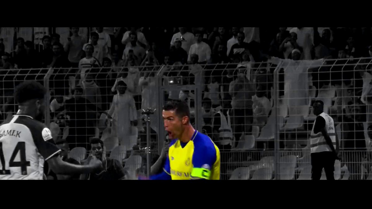 "J'ai une idée folle : faire venir Cristiano Ronaldo" 🤯 Rudi Garcia nous dévoile les coulisses de l'arrivée du Portugais à Al-Nassr dans "QUARANTAINE RUGISSANTE", disponible sur myCANAL 👀