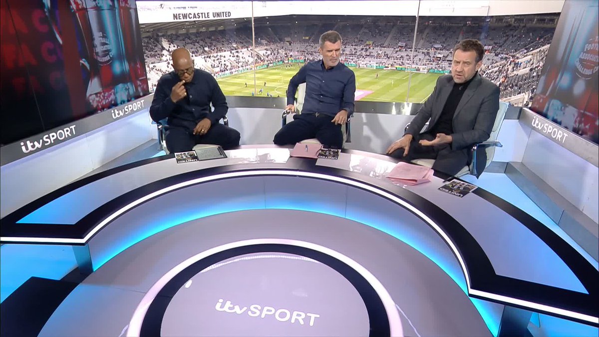 There are just TWO English managers in charge of Premier League clubs... Are they not good enough or are they not getting a chance? 🤔 #ITVFootball | #EmiratesFACup | Ian Wright | Mark Pougatch
