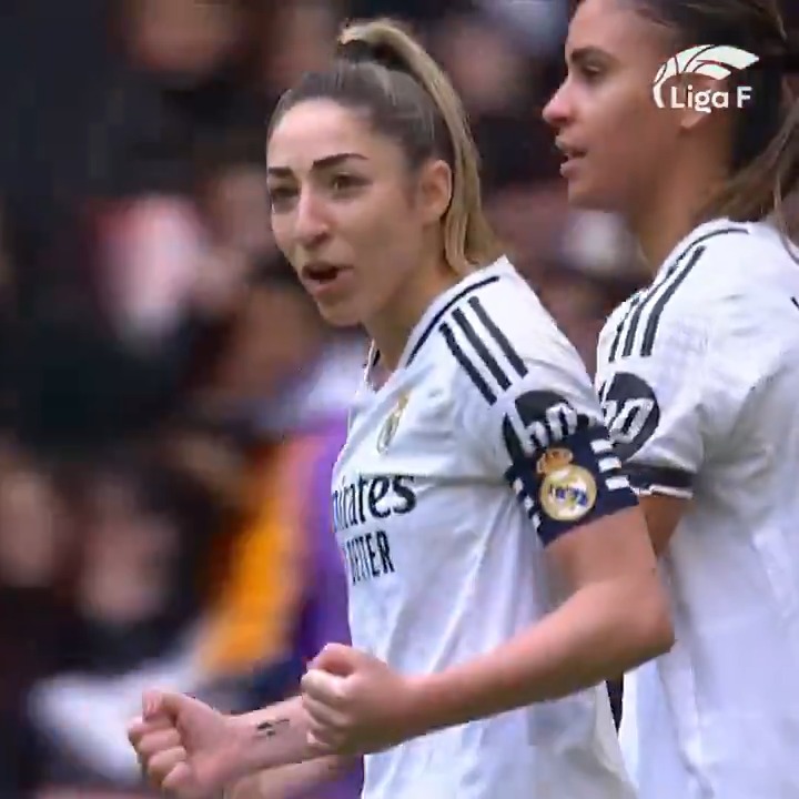 🤯 ¡GOLAZO de @7OlgaCarmona para llevarnos los tres puntos! #LigaF