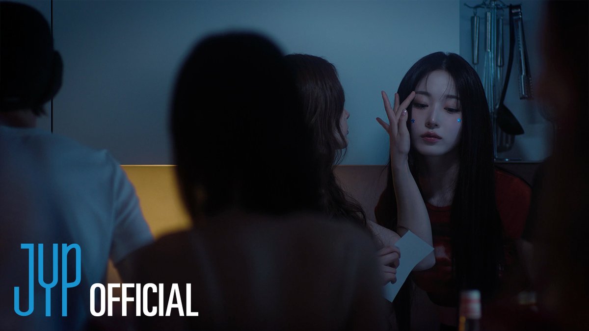 NMIXX(엔믹스) "Fe3O4: FORWARD" Story Film Part1: HARDBOILED AND AURORA NMIXX 4th EP “Fe3O4: FORWARD” ➫ 2025.03.17 6PM (KST) 🚢 Pre-Save & Pre-Add & Pre-Order #NMIXX #엔믹스 #Fe3O4_FORWARD #KNOW_ABOUT_ME