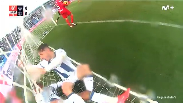 😱 UNA CHILENA PARA LLEVARSE EL DERBI. El golazo de Diego García sobre la bocina. 💥 C.D. Leganés #LaCasaDelFútbol #LALIGAEASPORTS