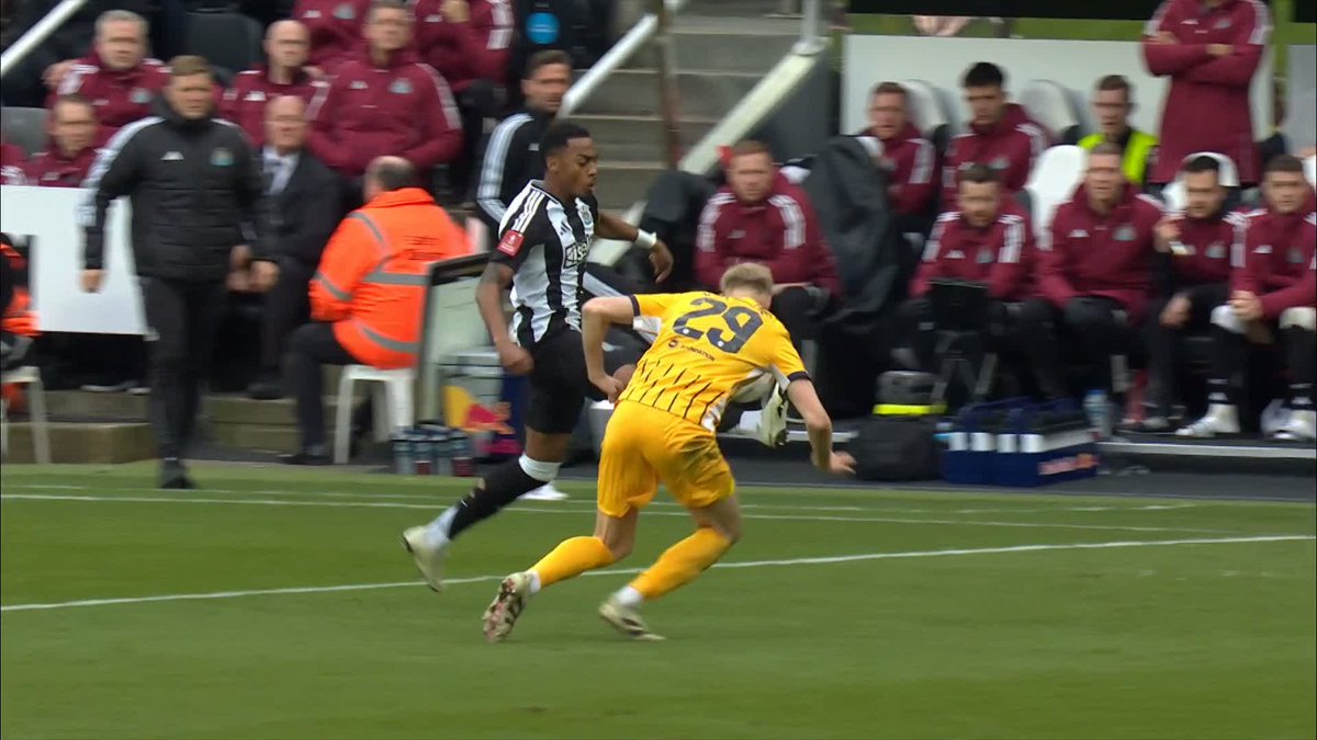 Unorthodox tackle technique from van Hecke 😅 #ITVFootball | #NEWBHA