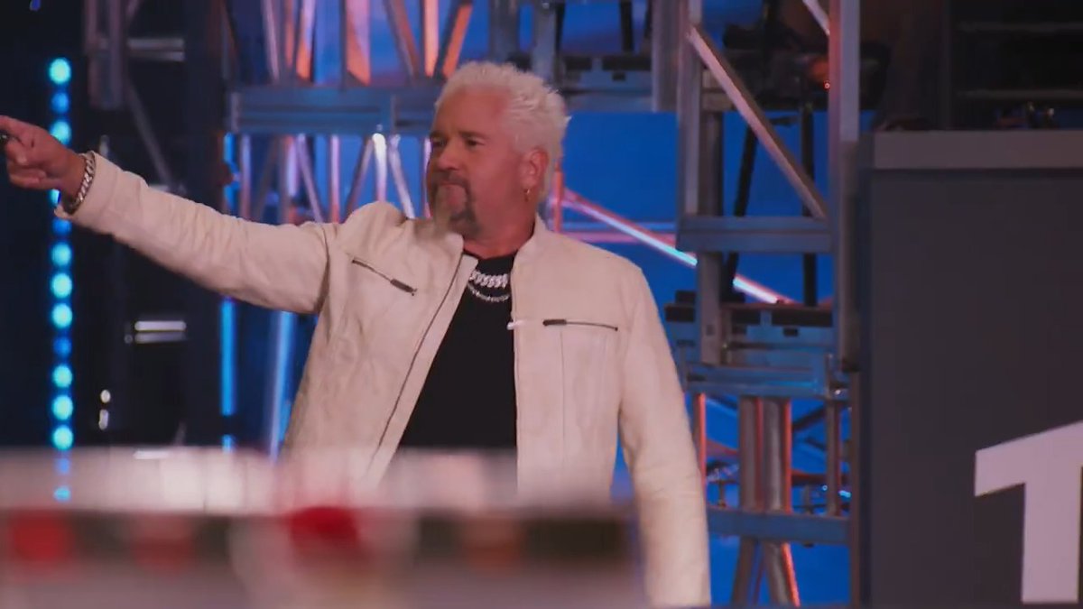 These 32 baller chefs are exactly 5 battles away from the TOC VI championship belt 🔥To get there, they're gonna need every ounce of creativity, passion and flawless execution to out-cook their competitors. Catch the premiere of @guyfieri's #TournamentOfChampions TONIGHT @ 8|7c!