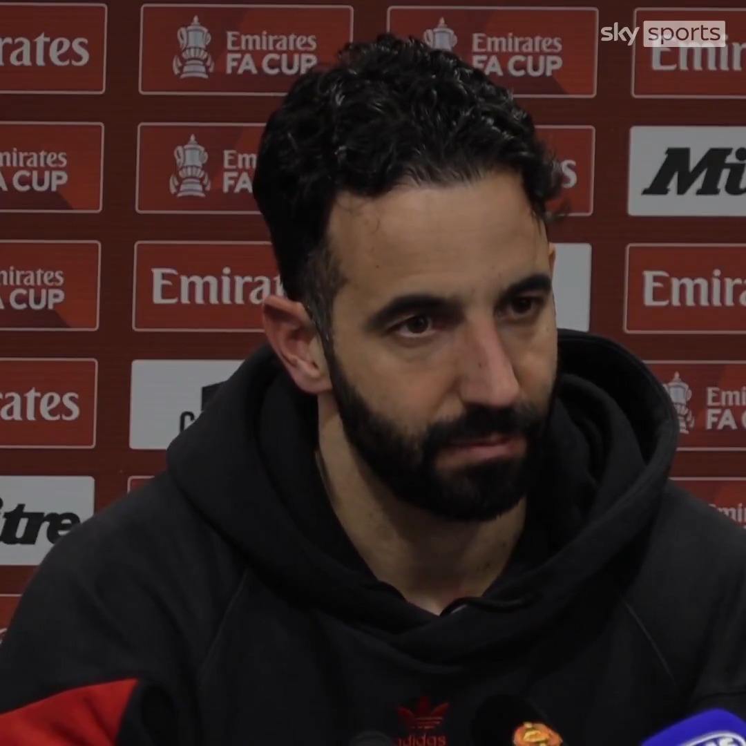 "I'm not naive, that's why I'm coaching Manchester United at 40 years old" 👀 Ruben Amorim responds to Wayne Rooney saying it's naive for him to say his goal is to win the Premier League 🏆
