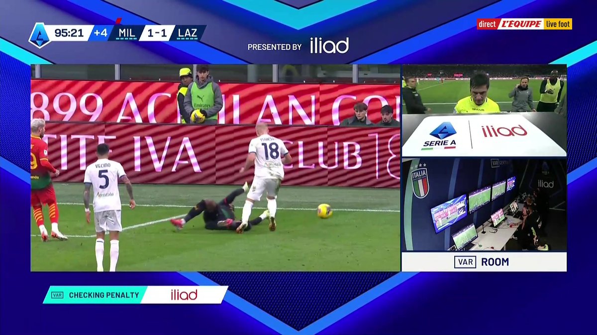 🎥 Le penalty sifflé en toute fin de match pour cette faute de Maignan face à la Lazio. 👀 Pedro offre la victoire aux laziales et enfoncent les rossoneri dans la crise. Vous auriez sifflé penalty ?