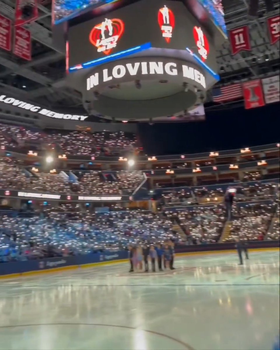 A moment of silence for Flight 5342 💙 The figure skating community came together at Legacy on Ice to honor and carry forward the legacies of those lost on Flight 5342. 📺: Peacock