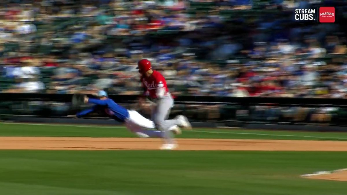 Jonathon Long flashes the leather at 1B 🔥
