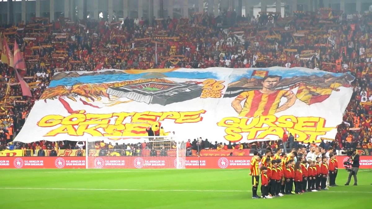 Hayallerimizin gerçeğe kavuştuğu evimiz Gürsel Aksel Stadyumu’nda, resmi müsabakalardaki 100. maçımıza çıkıyoruz! 💛❤️ Bu sahada sevinçlerimiz, gururumuz, mücadelemiz var. İlk günkü heyecanla, yeniden evimizde buluşalım! 👊 #Göztepe #GözGöze100Sene