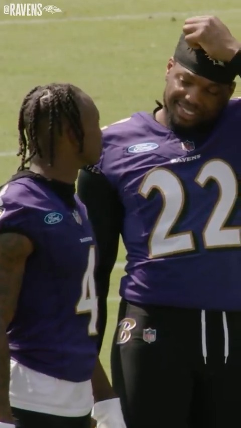 Throwback to zay flowers hyping up Derrick Henry during Camp last season 😂😂😂