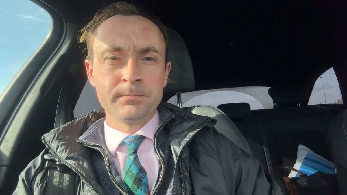 🚨 NICO RIDES LULAMBA! 🚨 Nico de Boinville has confirmed that he will ride Lulamba in the Triumph Hurdle 💛🖤 Cheltenham Festival Preview Show with Unibet Racing 🏇 18+ GambleAware