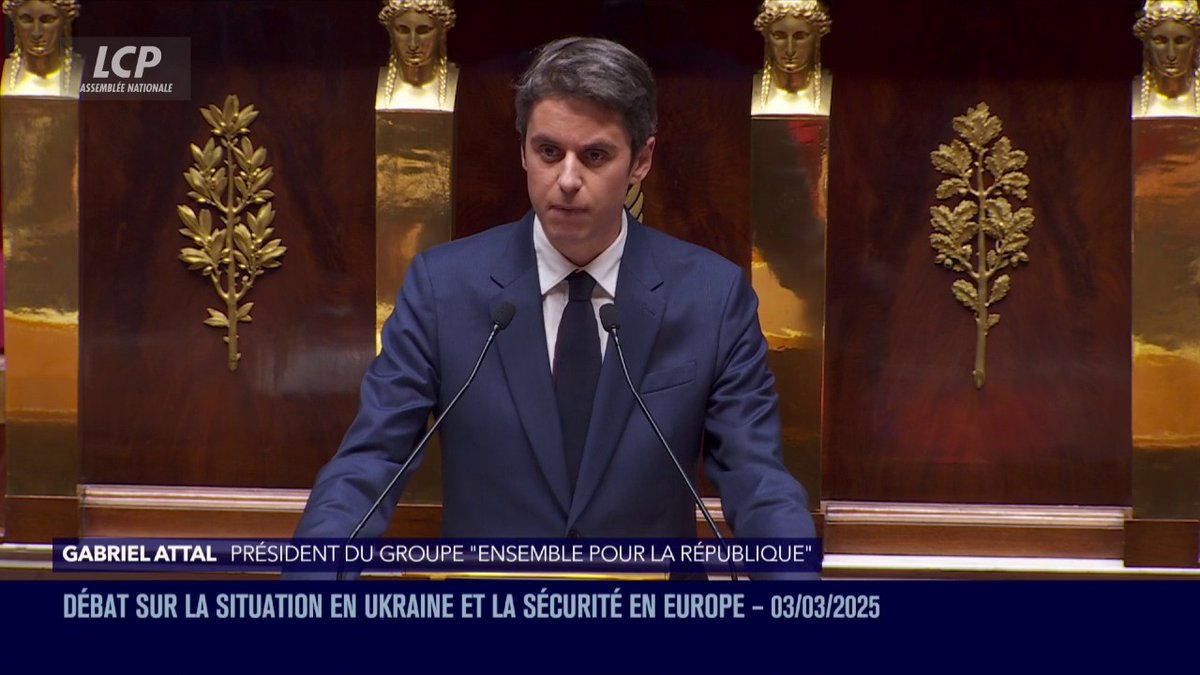 "Si la Russie arrête de se battre il n'y a plus de guerre. Si l'Ukraine arrête de se battre il n'y a plus d'Ukraine", martèle Gabriel Attal. "Le peuple ukrainien ne mérite qu'une chose : le respect". #Ukraine #DirectAN