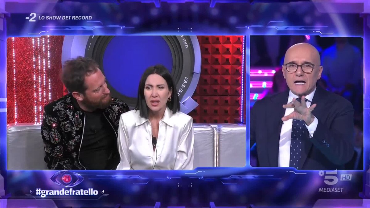 Il momento gossip è gentilmente offerto da Jessica e Mattia ✈️ #GrandeFratello
