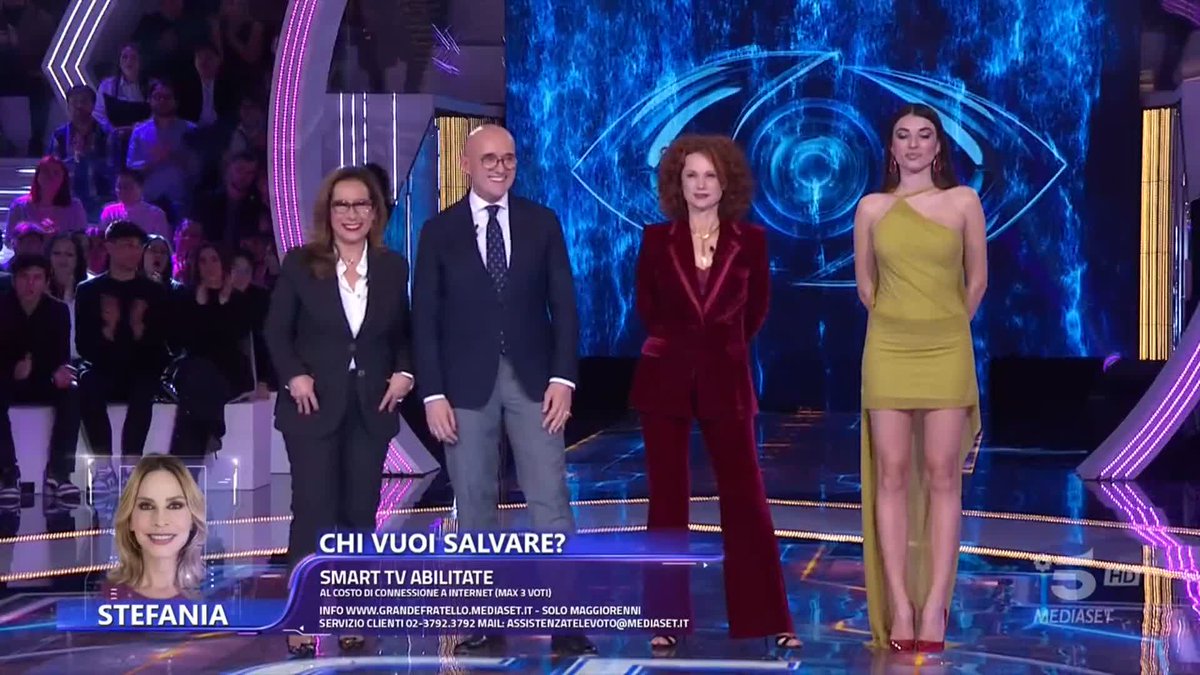 Grazie per aver seguito con noi questa puntata di #GrandeFratello su #Canale5: prossimo appuntamento? Giovedì! ❤️ Nel frattempo su Mediaset Extra, Mediaset Infinity, sul nostro sito e su tutti i social potrete continuare a vivere la Casa! Buonanotte! ✨