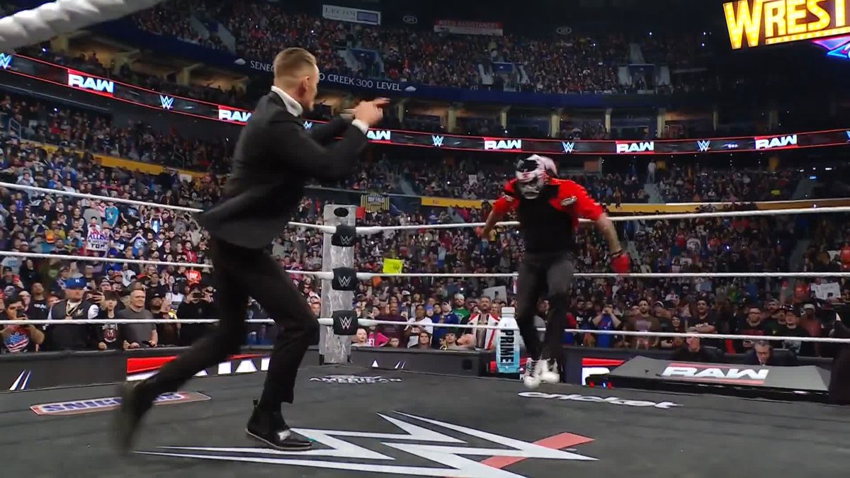 PENTA RULES! #WWERaw