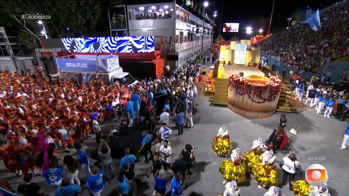 "O último grito eu vou dar no desfile das campeãs. Agora é o penúltimo grito." (Neguinho da Beija-Flor) #Globeleza