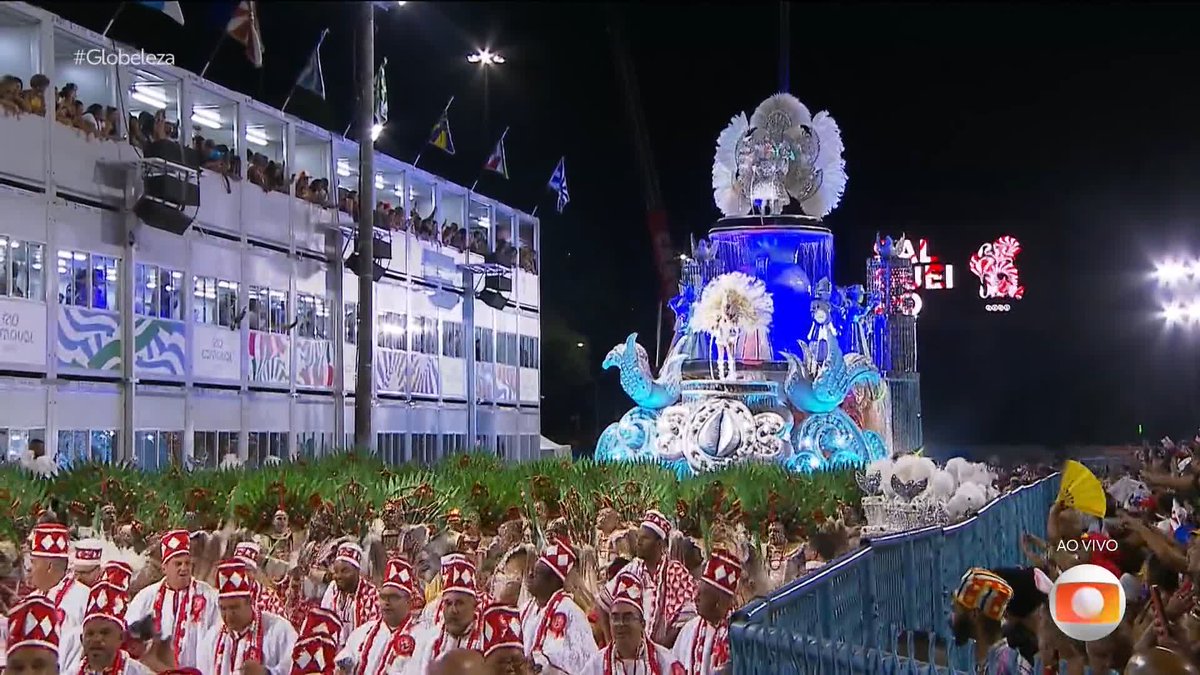 Que bom que a Globo ouviu a avalanche de críticas ano passado e voltou com os repórteres que entendem do assunto, como a Mariana Gross. #Globeleza