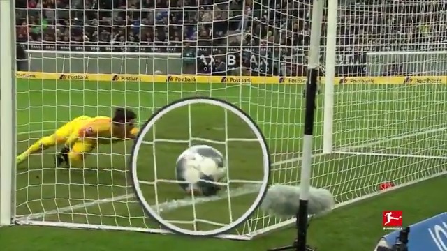 Yann Sommer “Finger of God” save 🤯😳