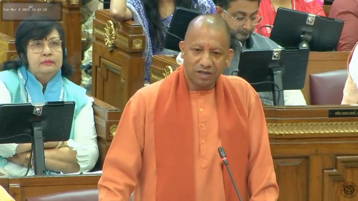 महाकुम्भ-2025, प्रयागराज के आयोजन से प्रदेश की अर्थव्यवस्था को ₹3.5 लाख करोड़ का लाभ मिलने का अनुमान है...