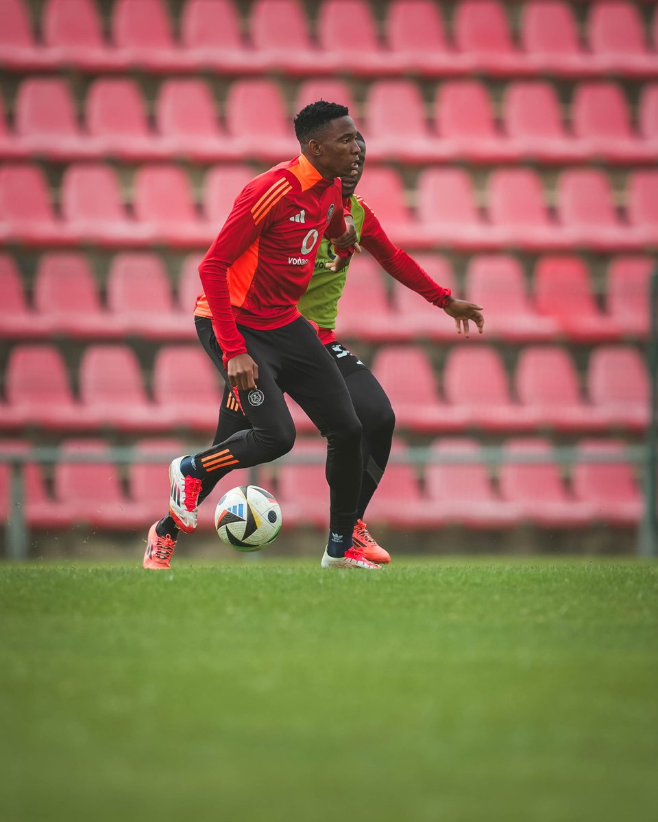 🎙 MD-1 | Assistant Coach Mandla Ncikazi: "It's always good to have a comeback after a setback" 🆚 Chippa United FC ⏰ 19H30 📍 Nelson Mandela Bay Stadium 📺 SuperSport 🏆 ⚫⚪🔴⭐ #OrlandoPirates #OnceAlways