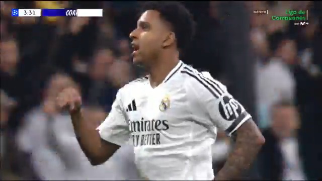 Te coge la espalda. Te tira la diagonal. Te la clava en el ángulo. Es un GOLAZO de Rodrygo. #UCL #LaCasaDelFútbol