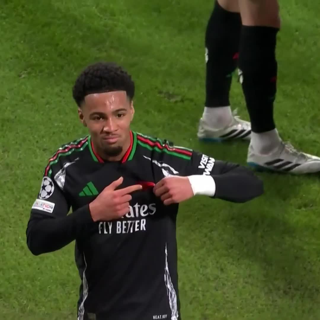 Myles Lewis-Skelly 🤝 Ethan Nwaneri These two love cooking it up together 😏🍽️ 📺 Stream #UCL on DStv: