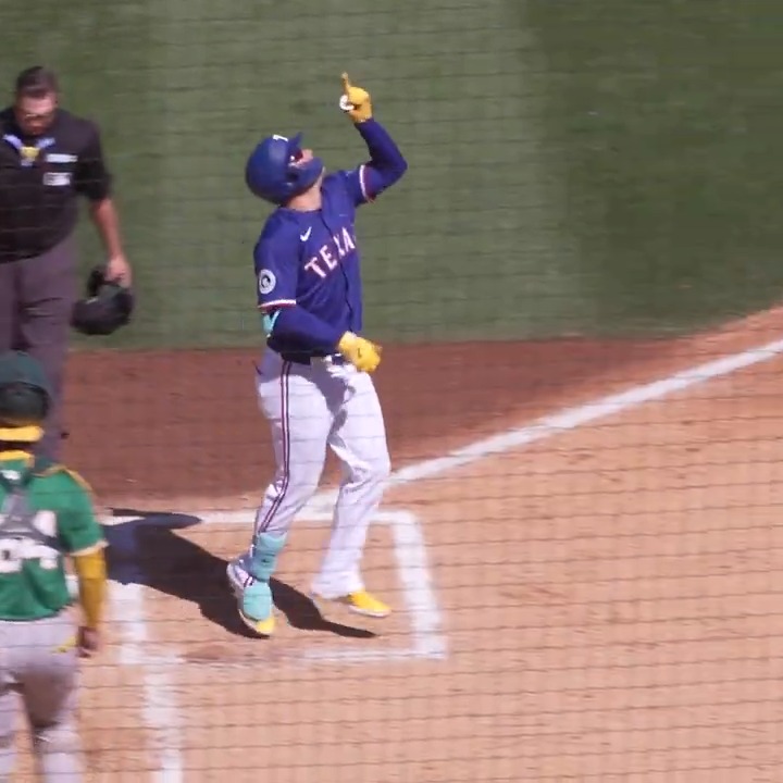 109 mph off the bat from Joc Pederson 🚀