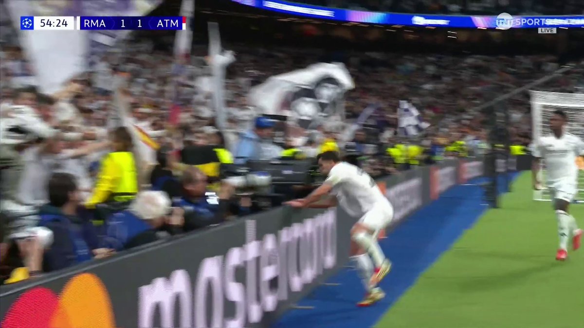 Real Madrid take the lead against the run of play 📈 Brilliant footwork from Brahim Díaz opens up the angle for a brilliant curling effort 👏 📺 TNT Sports & discovery+ UK
