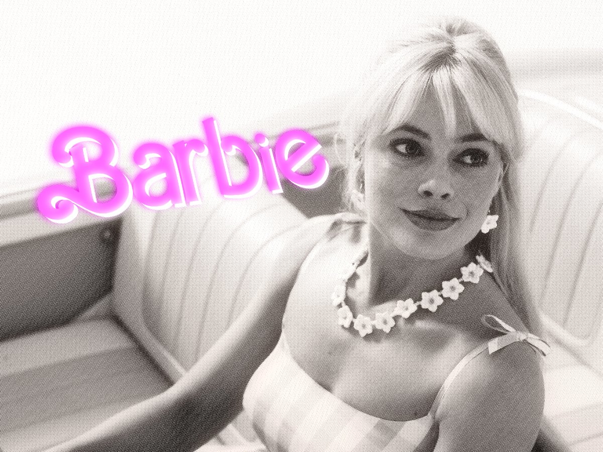 il cinema pieno di donne vestite di rosa da testa a piedi ed il brivido che girava nell’aria prima che cominciasse il film… barbie tu sei davvero il cult moderno🩷