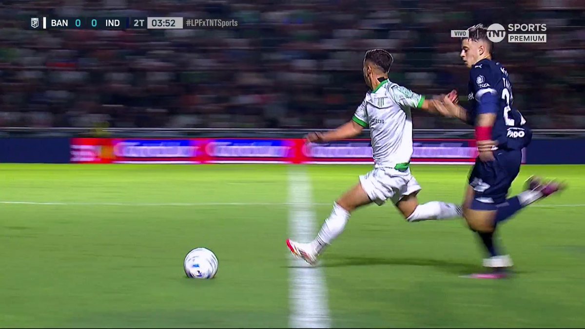 La patada de Tarzia a Rivera en los 22 minutos restantes de Banfield vs. Independiente.