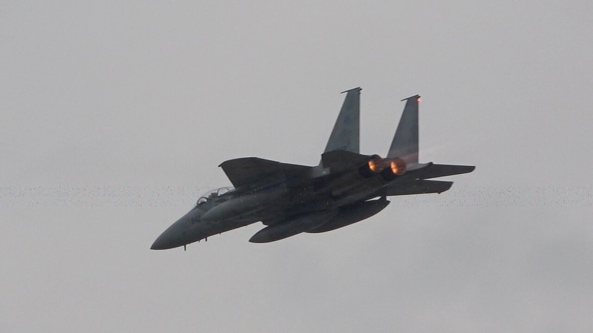 小牧基地航空祭当日、岐阜基地のF-15 ひと暴れ、 予行は一切なし、、ぶっつけ本番な訳ね。