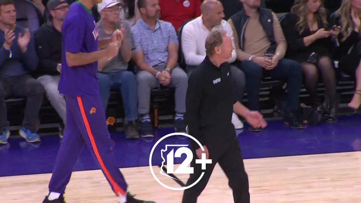 🚨MUST SEE🚨Here's the FULL VIDEO exchange with Kevin Durant and Mike Budenholzer... Bud grabs KD arm.. KD pulls it away... what the broadcast DID NOT show you --- after the TV timeout, our camera caught KD tapping Bud to talk. 12 SPORTS