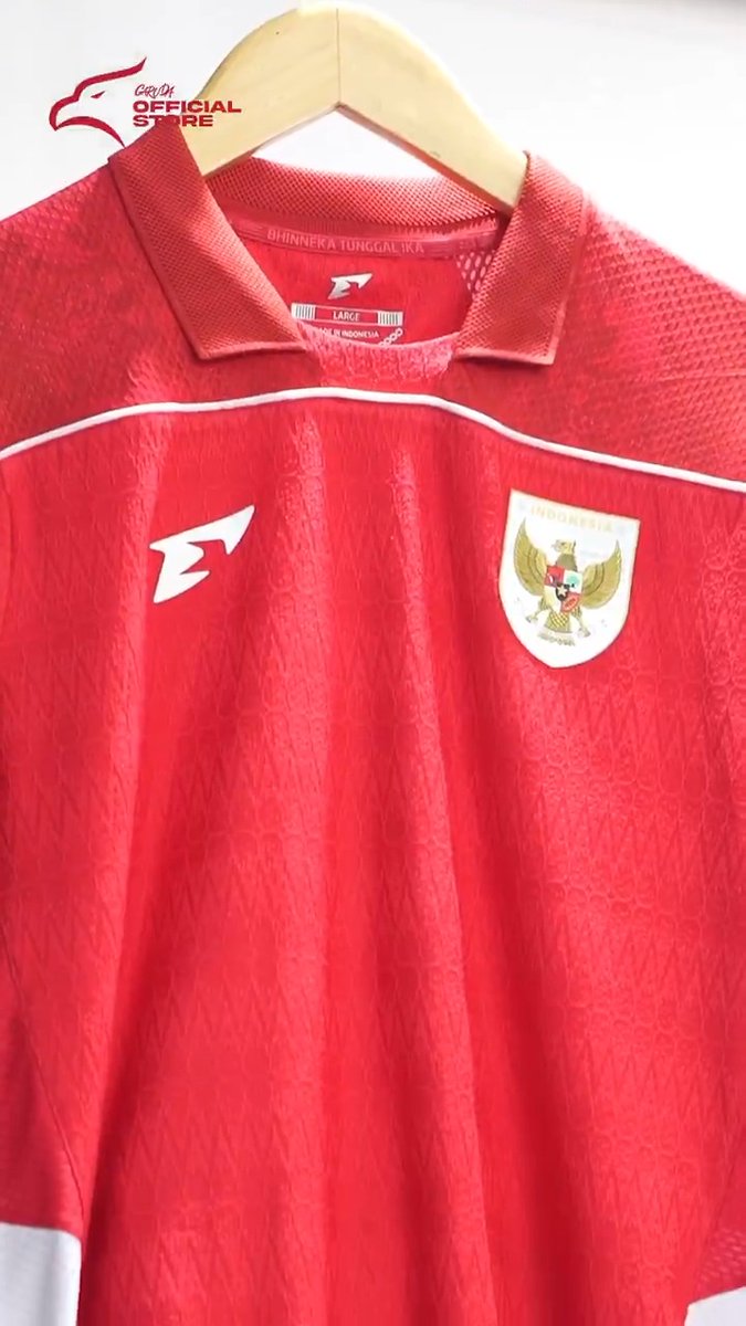 🎉 Antusiasme #GarudaFans di Launching the New Home and Away Kits 👕 🎪 Official Garuda Store Sarinah 🗓️ Minggu, 23 Februari 2025 ‣ #BersamaGaruda