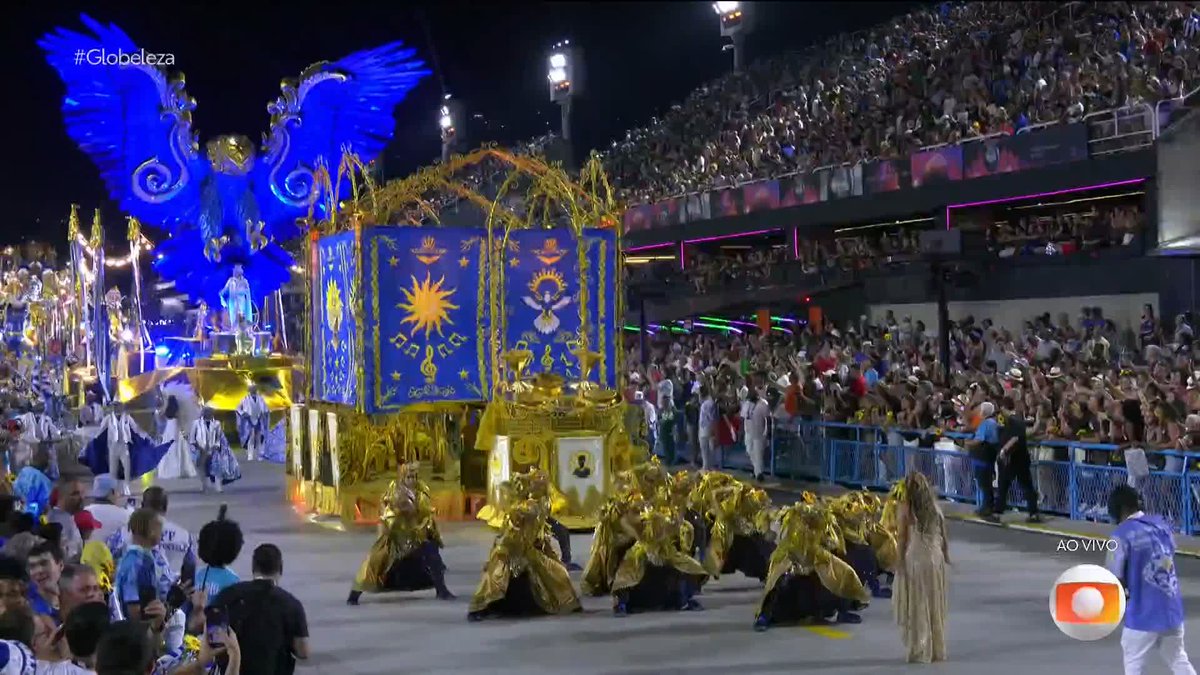 A Portela apresentou sua comissão de frente em homenagem ao cantor Milton Nascimento. Gostaram? #Globeleza