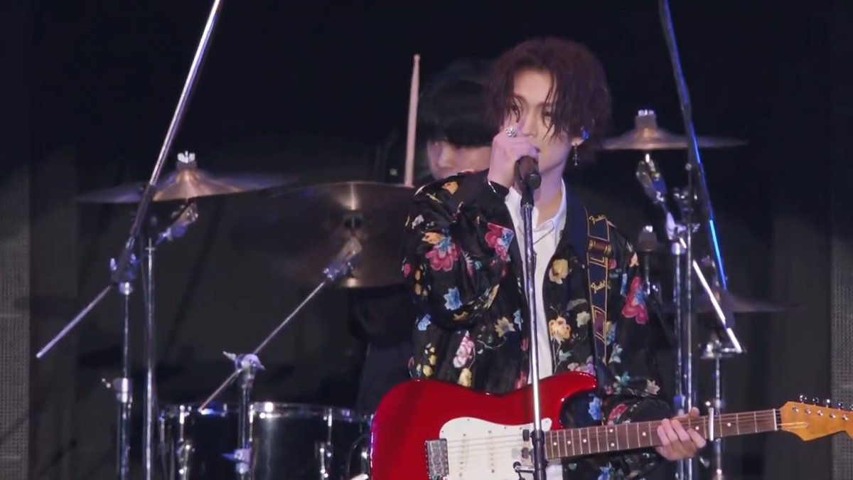 ⋱東京ガールズコレクション2025 S/S⋰ 映画『#女神降臨』SPステージ #綱啓永 さんが歌う🎤 「特別なんて」歌唱フル映像公開.ᐟ.ᐟ 悠の様々な想いがつまった“特別な”曲—— 綱さんのせつない歌声に きゅんと💙酔いしれましょう🫰ˊ˗ #女神降臨TGCステージレポ #TGC #TGC20th 🎬前編3.20(木)公開