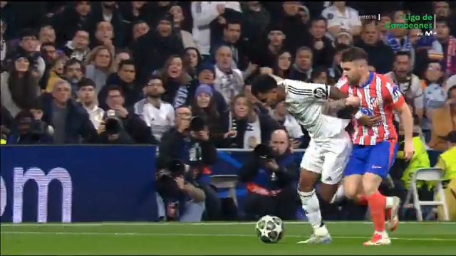 Si os fijáis bien, se ve la interferencia de Vinicius en el gol de brahim Pero hay que fijarse muy, muy, muy bien