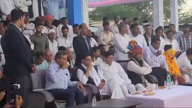 AICC महासचिव सचिन पायलट ने आज मालपुरा के संवरिया गांव में भरत चौधरी को आशीर्वाद देने पहुंचे है। Bharat Raj Choudhary