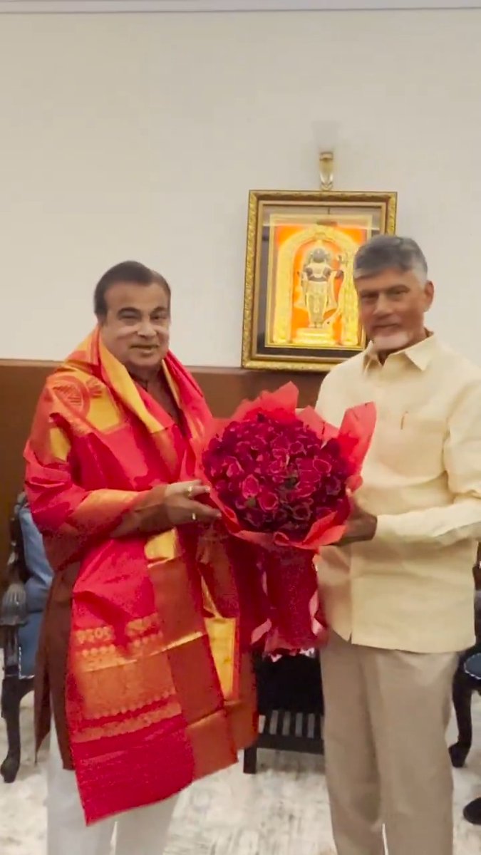 ๐ ๐ต๐๐ ๐ซ๐๐๐๐ Reviewed the progress of ongoing National Highway projects in Andhra Pradesh along with Andhra Pradesh CM, Shri N Chandrababu Naidu Ji, Union Minister Shri Ram Mohan Naidu Kinjarapu Ji, Union MoS Shri Dr. Chandra Sekhar Pemmasani Ji and senior officials in Delhi today. #PragatiKaHighway #GatiShakti