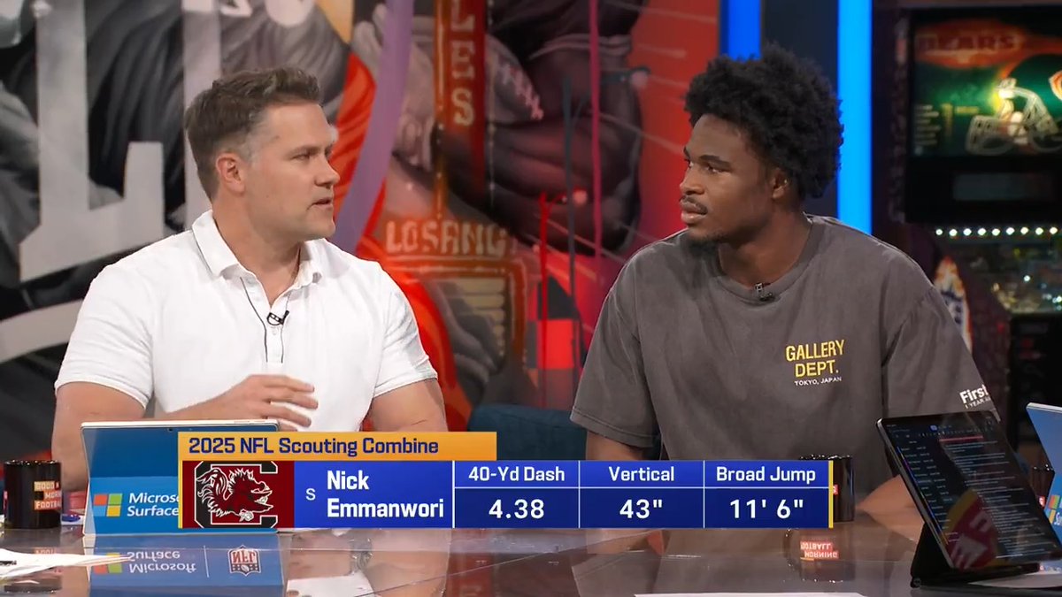 .South Carolina Football S @Eman7Nick tells Kyle Brandt his dream NFL QB that he wants to pick off 👀